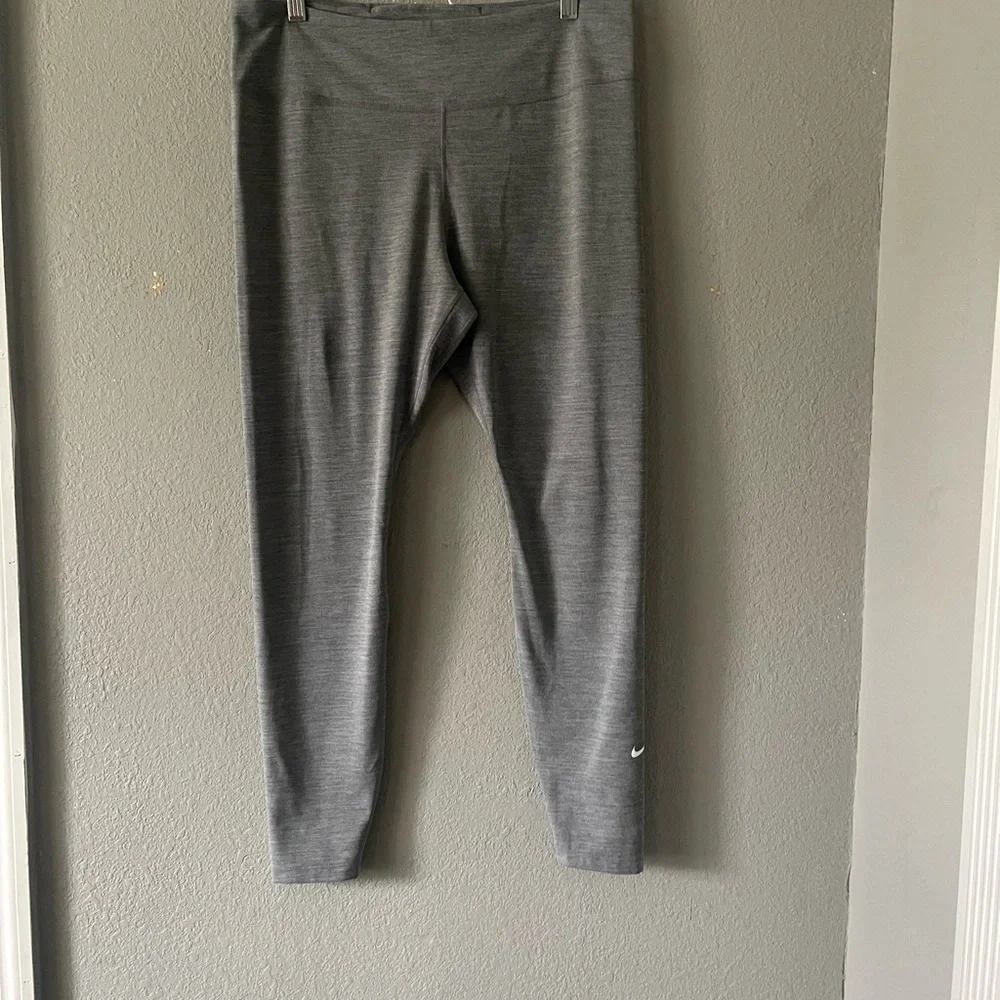 Nike Dri-Fit‎ Gray Leggings
